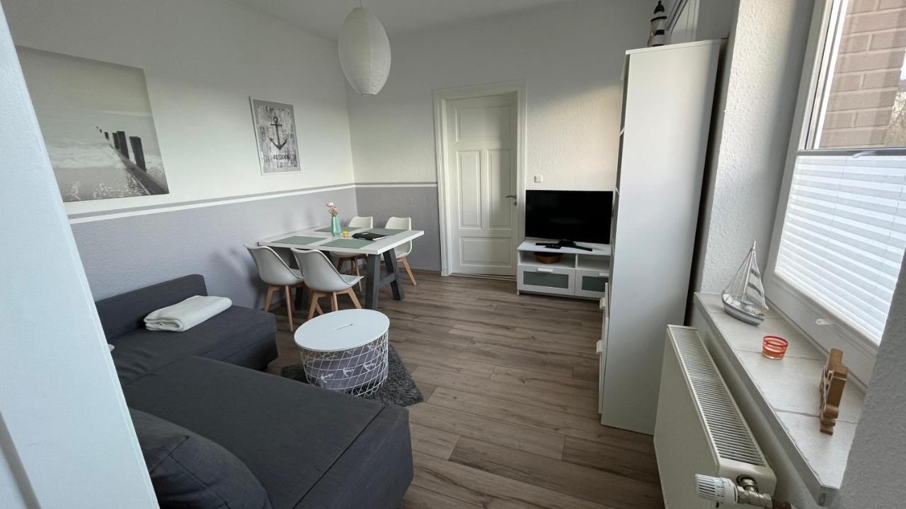 Ferienwohnung Mit Warnowblick Rostock Luaran gambar